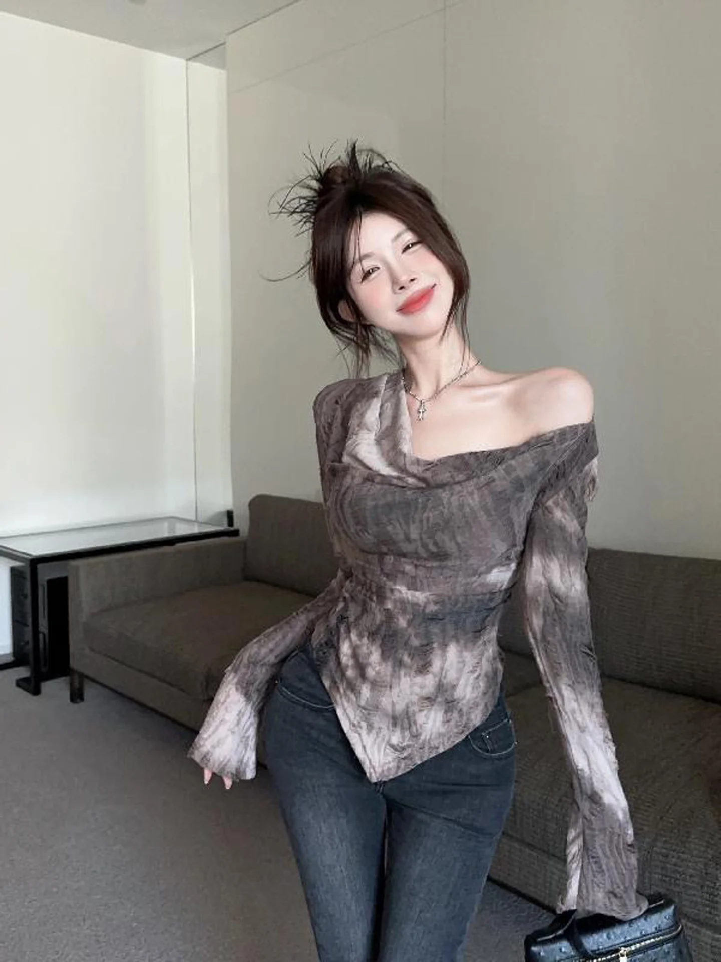 Fashionable Long Sleeve Tie Dye One Shoulder T-Shirt Women's Distinctive Neck Design Base Shirt High Waist Korean Style Summe...