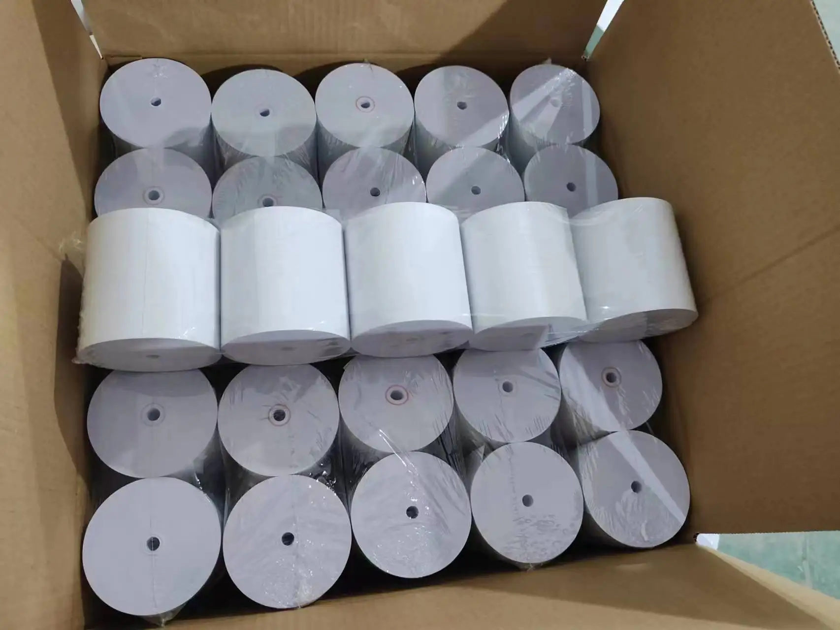 80*80mm Cash Register Paper 8mm/10mm Hole Coreless Paper Rolls OEM Package 57x40 Mm Thermal Paper Roll For Pos Machine