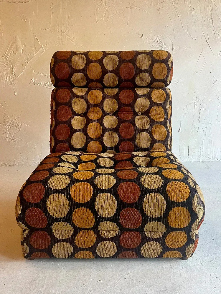 Italian minimalist foldable recliner