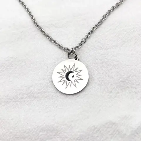Minimalist Moon Star Round Pendant Necklace Couple Street Niche Jewelry Accessories Birthday Gift