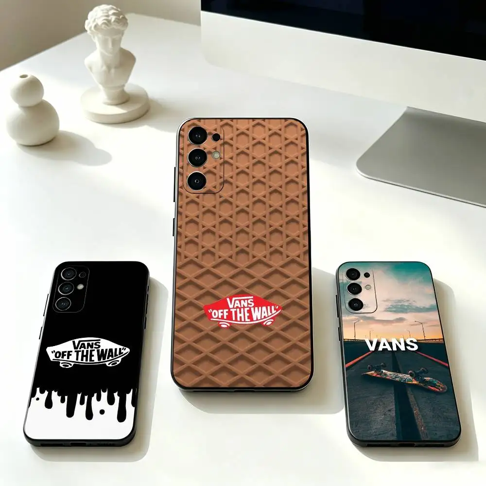 Capa de Telefone V-vans LOOG para Samsung S25, S24, S21, S22, S23, S30, Ultra, S20, Plus, Fe, Capa de Silicone Macia Preta