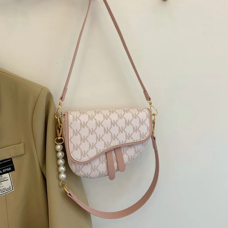 

Women Messenger Bag Leather Crossbody Shoulder Famous Designer Luxury Brand Classic Elegant Popular Essential
