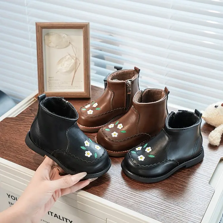 

Модные ботинки для девочек, детская обувь с бежевыми цветами, легкие нескользящие детские короткие одинарные ботинки на четыре сезона