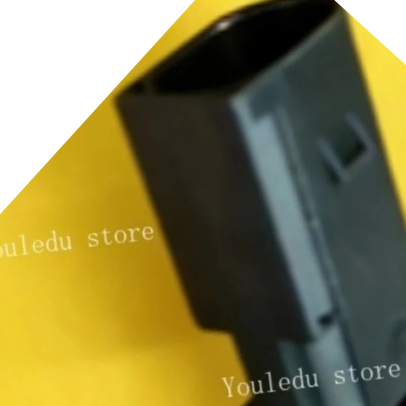 

Suitable for N20 N13 high pressure fuel pump plug conversion cable, large plug to small plug