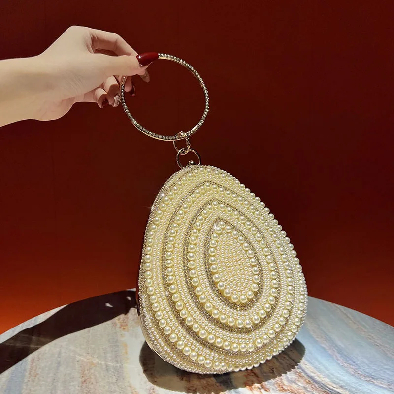 Women Oval Shaped Pearls Handbags Shell Box Pearls Studded Banquet Bag  Luxury Evening Dress Bag Glitter Party Wedding Purse