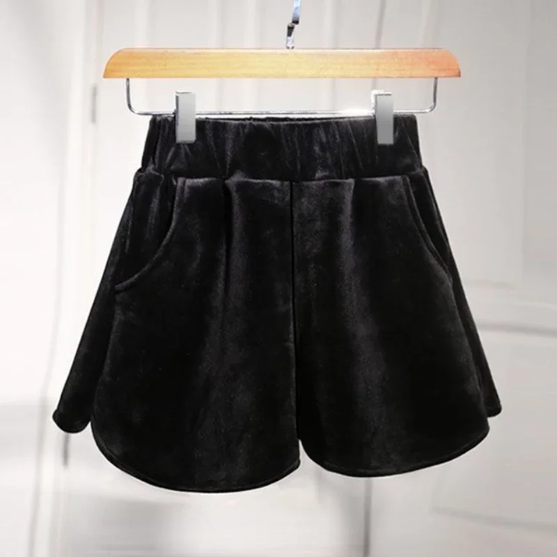 Velvet Black Shorts Women Fashion Korean Version Casual Elastic High Waist Autumn Winter Cozy Street Baggy All-match Chic Ladies
