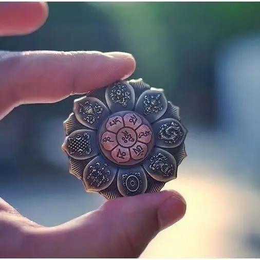 Thumb Turn Round Wheel Buddhism items, Tantra Crafts Alloy Material Crafts, Automatic Rotation Six-word Mantra, constellation