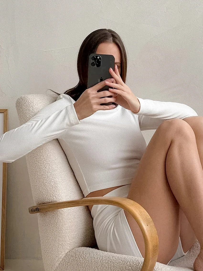 Marthaqiqi White Ladies Nightgowns Suit O-Neck Pajamas Crop Top Sleepwear Long Sleeve Nightwear Shorts Casual Female Pajamas Set