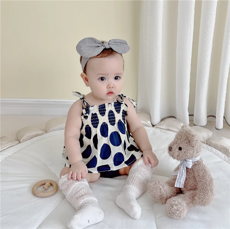 Fashion 2022 summer new born baby clothes girls set baby 100% cotton Polka Dot Suspender top + bread pants two-piece suit