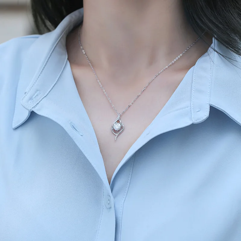 Full Moissanite Necklace for Women Twisted Pendant Necklace Choker Chain s925 Sterling Silver Fine Jewelry Choker Colar de Prata