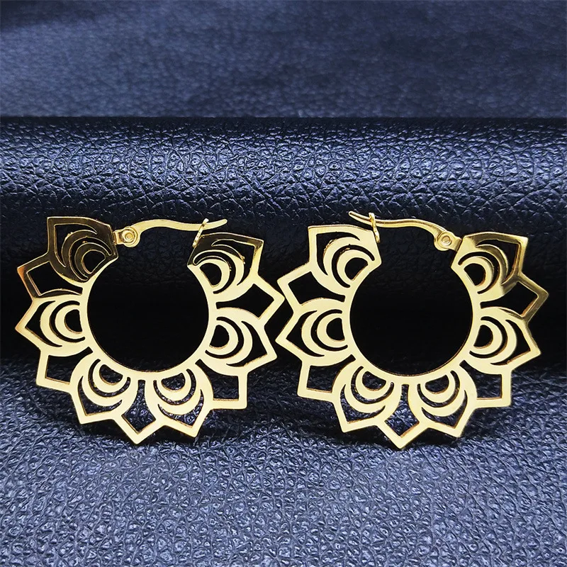 2024 new fashion national wind earrings Bohemian hollow flower earrings temperament all matching carved earrings anniversary gif