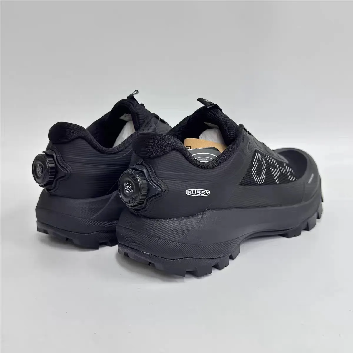 New 2025 Hot-Selling Outdoor Anti-Slip Durable High-Quality Walking Shoes Multifunctional Casual Shoes Very Good