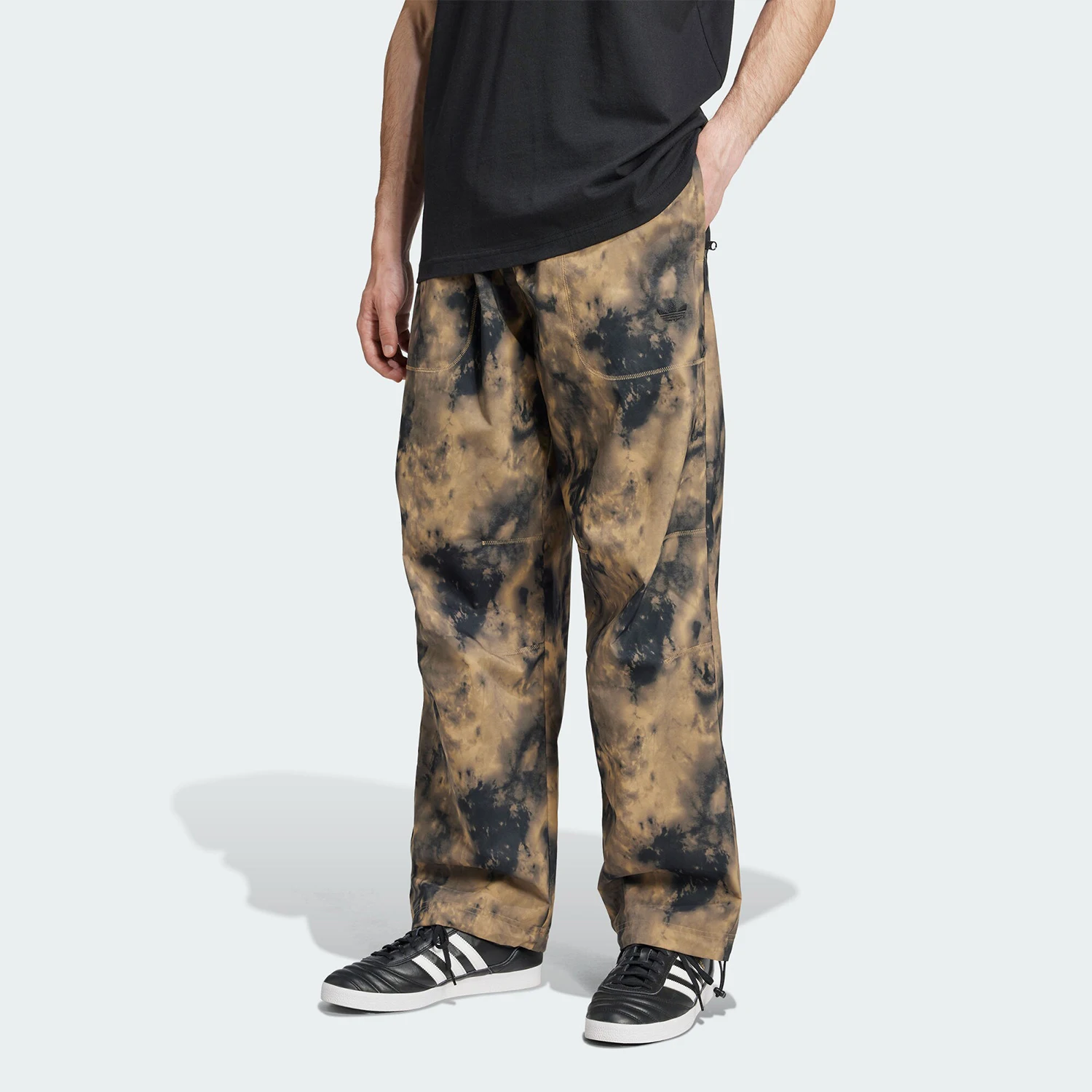 

Adidas genuine New Men's Fashion Loose Casual Printed Pants IX7343