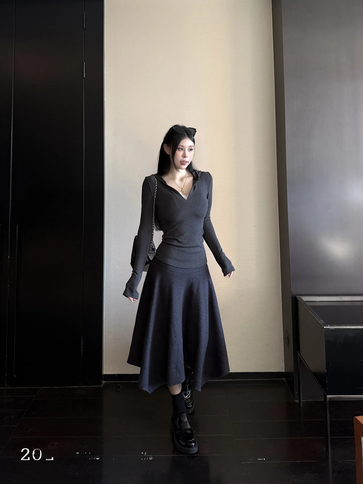 

Slimming Knitted V-ne Top And A-line Skirt Set for plus Size Women Early Spring Casual Wear High Elastici Regular Length