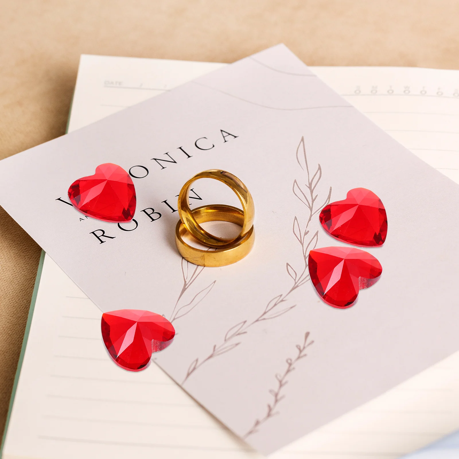 

20Pcs Heart Shaped Artificial Glass Decorative Gems for Wedding Home Party Table Decoration Romantic Atmosphere