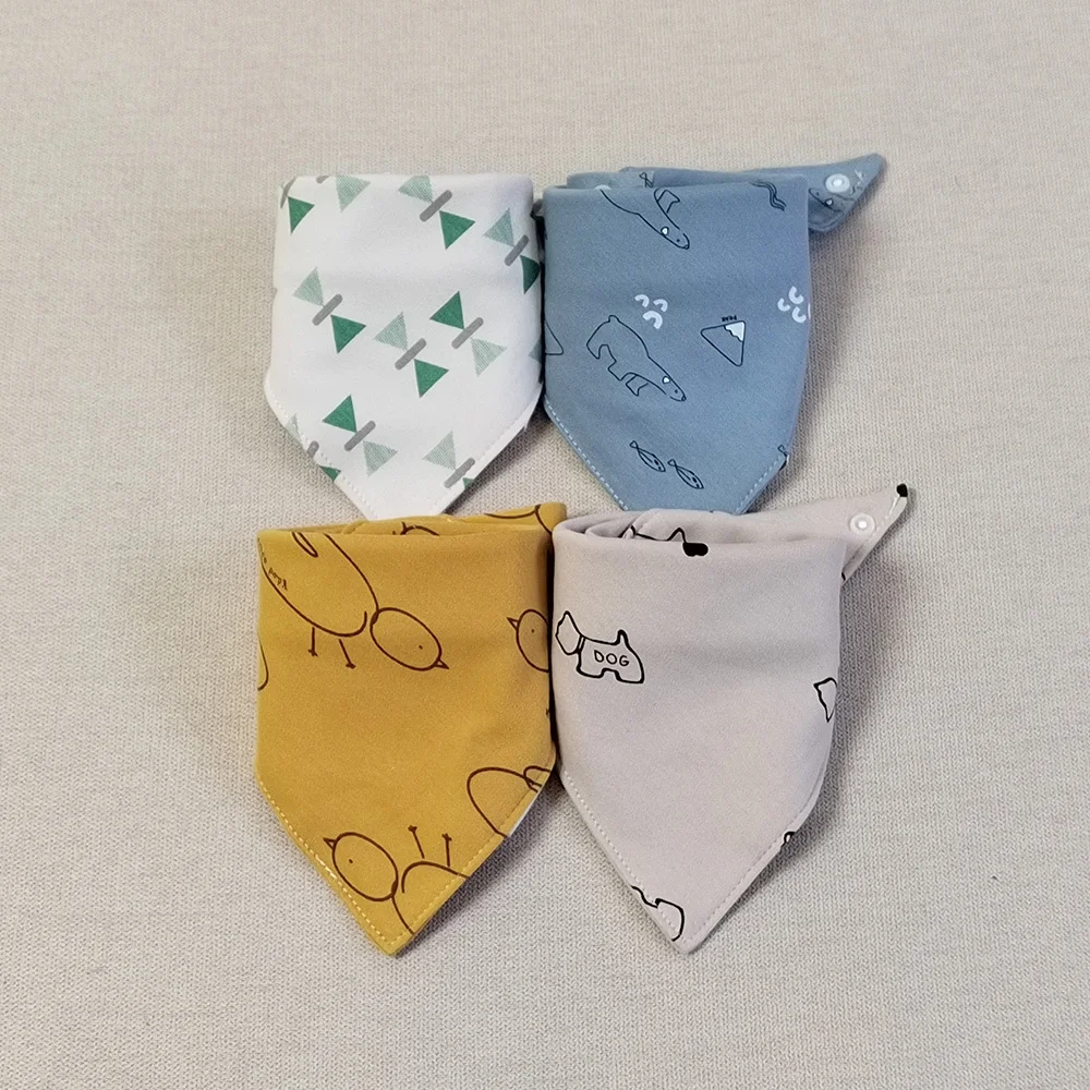 4 Stuks/partij Baby Meisje Slabbetjes Katoen Driehoek Speeksel Handdoek Pasgeboren Spullen Baby Bandana Slabbetje Voor Babyvoeding