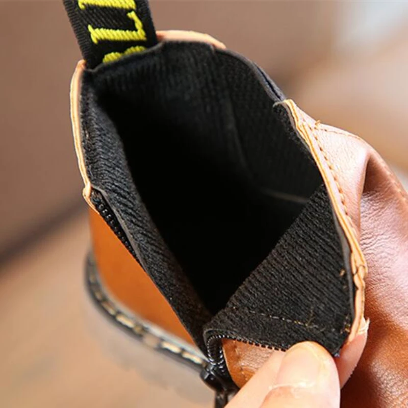 Dziecięce modne buty dla dzieci wiosenne nastoletnie dziewczęce Chelsea Boot z zamkiem błyskawicznym duże chłopięce buty śniegowe PU skórzane