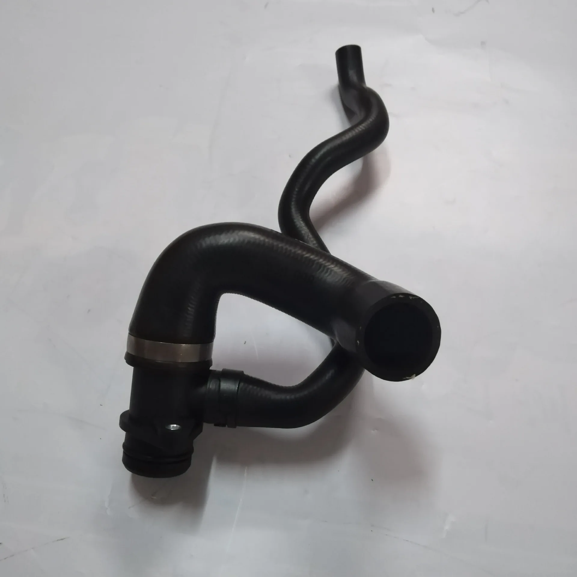 Automotive Parts, Engine Coolant Hose, Cooling Water Pipe 11537639998