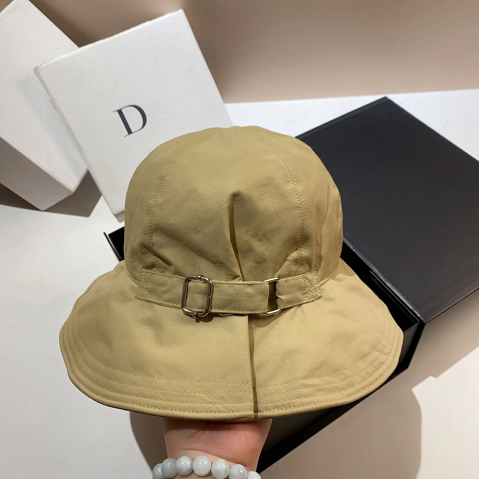 Designer Brand Women Belt Buckle Bucket Hat Luxury Sunscreen Panama Dome Fisherman Hat Casual Beach Sun Hats Basin Cap