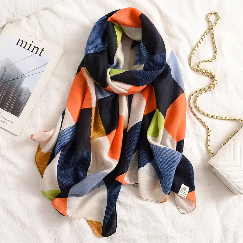 

2024 New Plaid Cotton Pashmina Shawl Lady Wrap Warm Winter Scarves Autumn Design Print Female Foulard Beach Stoles Luxury Scarf