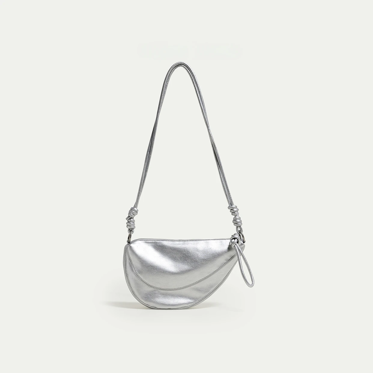 

Silver saddle dumplings crossbody shoulder armpit bag