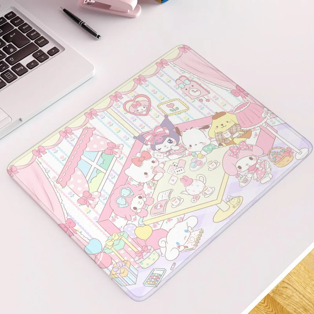 Mousepad Company Sanrio Gaming Accessories Small Mause Pad Mouse Gamer Girl Game Mats Rubber Mat Desk Accessory Pc Anime Laptop