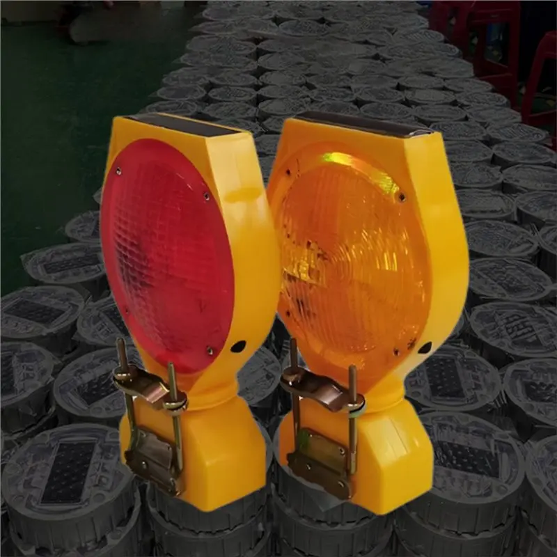 B03C-Solar Powered LED Light Featuring Dual-Sided Visibility And Integrated Photocell Technology Yellow