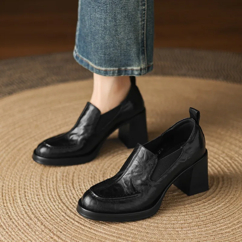 

Women's high-heeled single thick heel silent bottom commuter wind round head deep mouth small leather height-increasing shoes