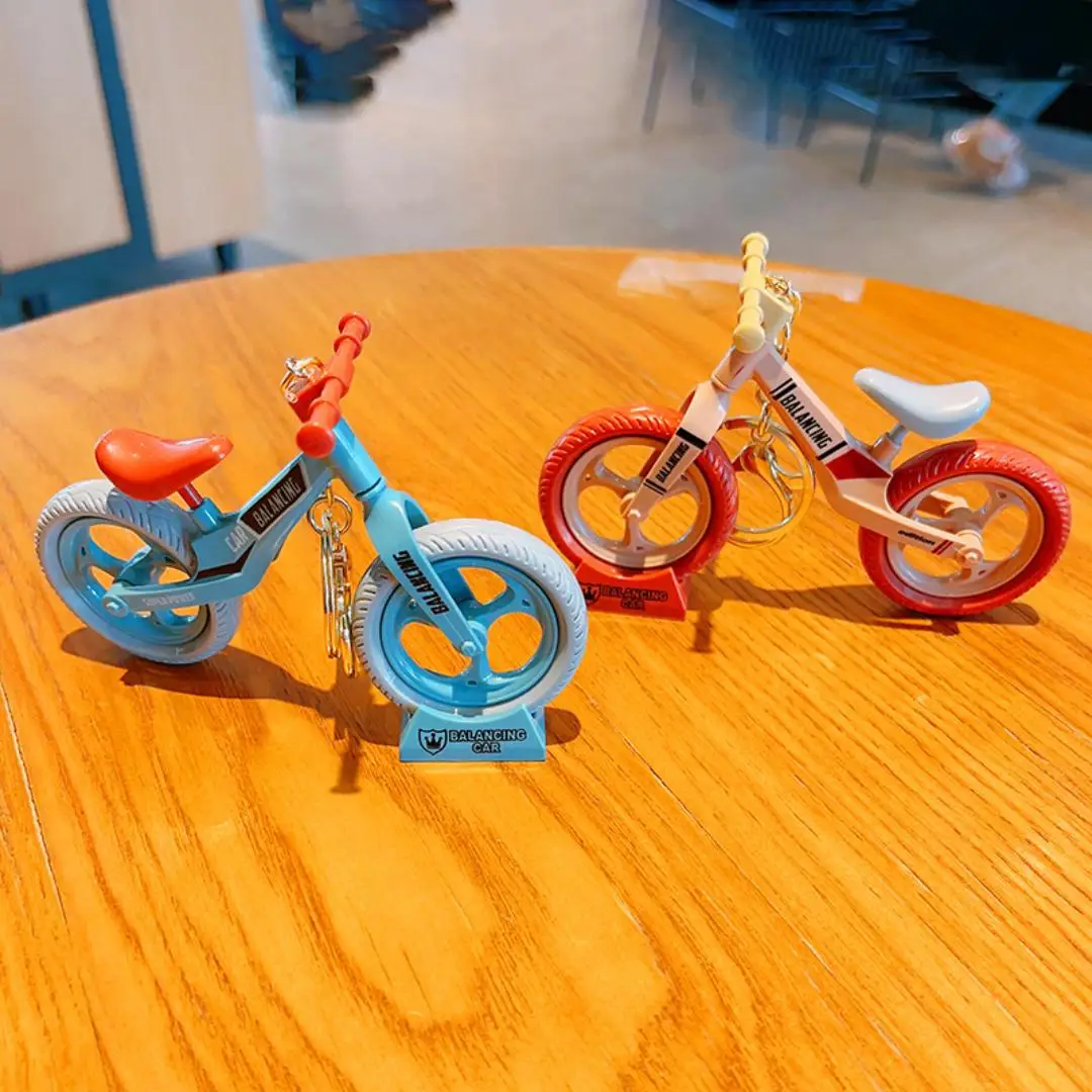 3D Mountain Bike Model Accessory Keychain Creative Splicing Bicycle Ornament Keyring for Girl Boy Bag Pendant Keyfob