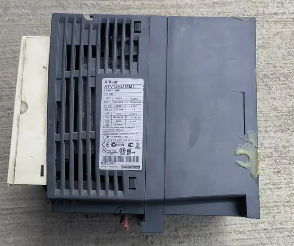 Used inverter 1.5kw single phase input ATV12HU15M2 test function normal