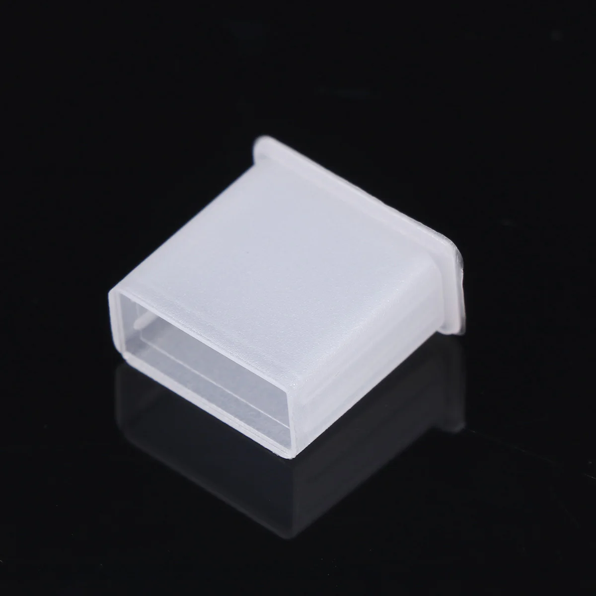 

50 pcs For Laptop Universal Standard Port Transparent Plug Covers For Laptop Pc Transparent Plug Dust Protection