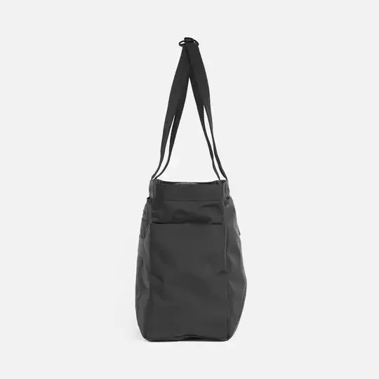 حقيبة كتف عصرية فاخرة مقاومة للماء ذات سعة كبيرة من Aer City Tote New Cordura