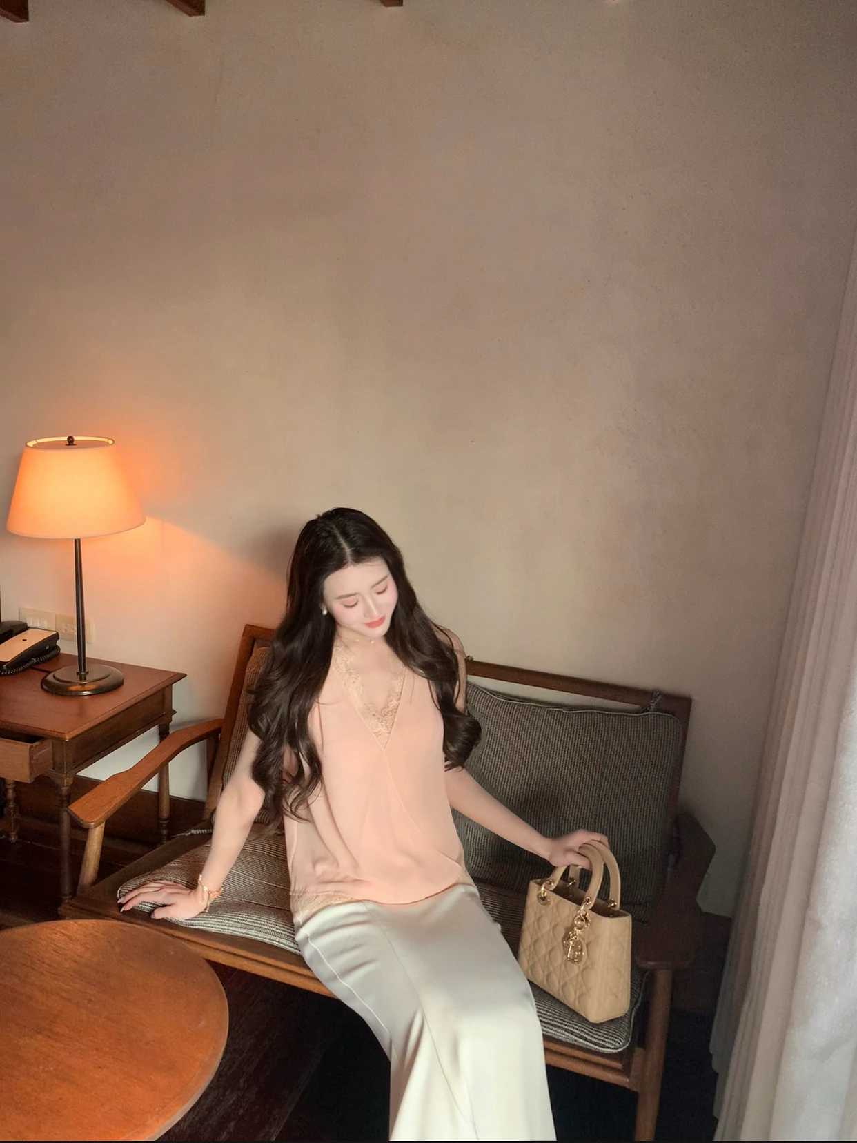 

Розовая блузка Zhaouzhen Peach Mist Cloud Soft Mist для женщин, летняя, с кружевом, нежная, короткая, без рукавов, в интеллектуальном стиле, из полиэстера