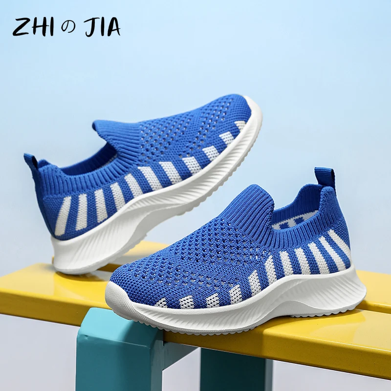

Children's Slip On Shoes Boys and Girls Mesh Casual Sports Shoes Teenagers Outdoor Lightweight and Comfortable Running Shoes