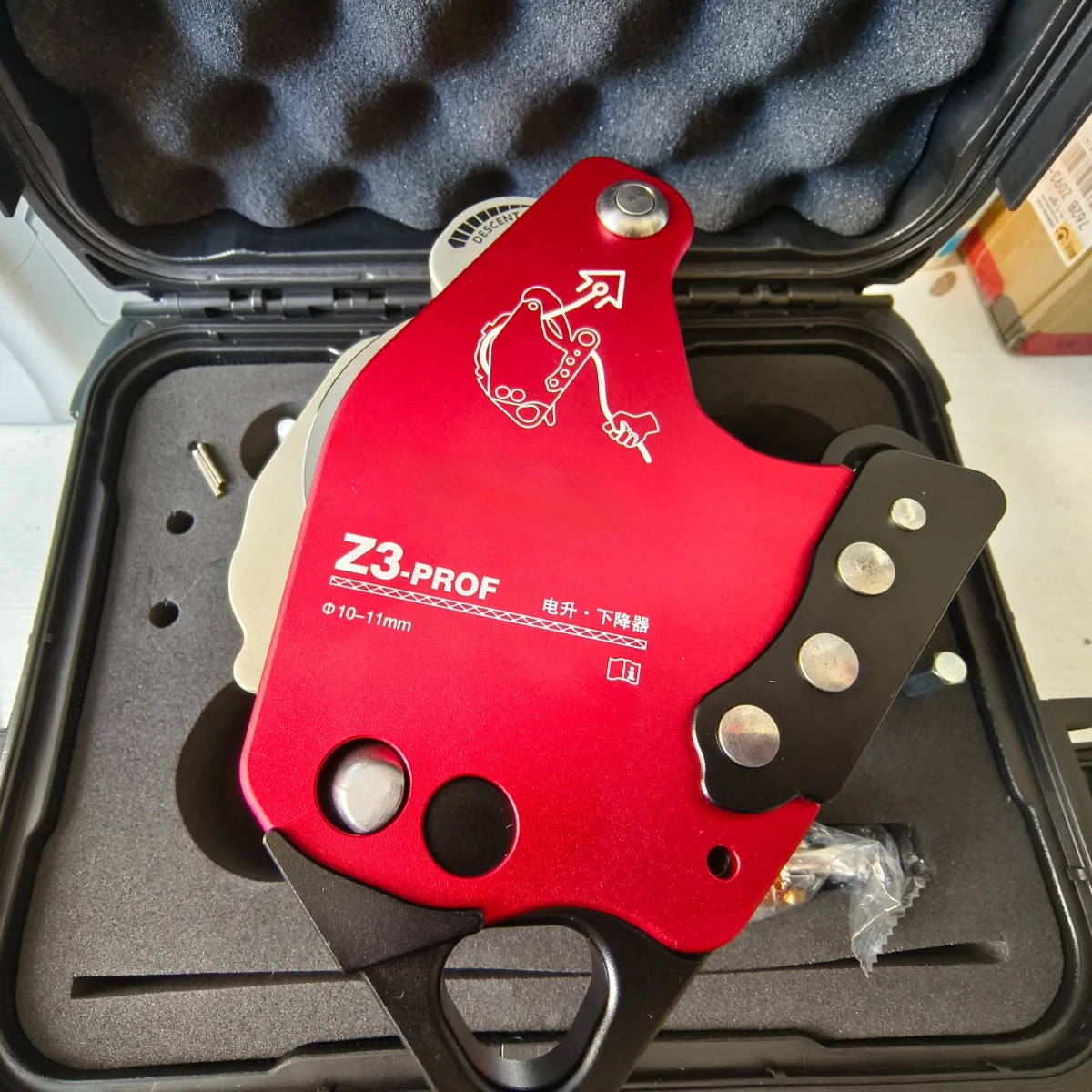 

Z3-Prof/fire 30kg-280kg lifting/lowering device red Ascent Descent Device，for Installed Work Outdoor rock climbing/rope rescue