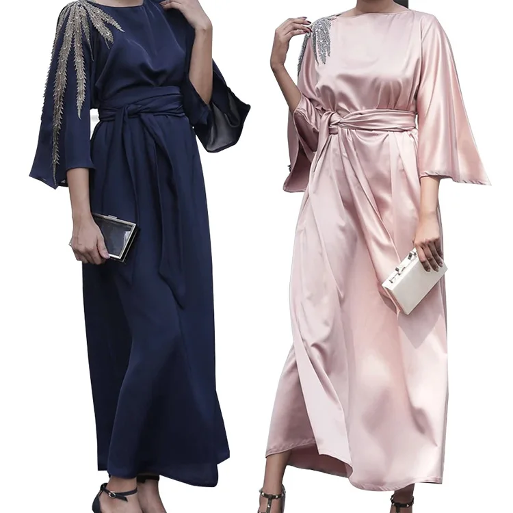 

Dubai Muslim Abaya Women's Modest Dress with Embroidery Half Sleeve Trumpet Design Natural Waistline-Simple Fashion Abayas