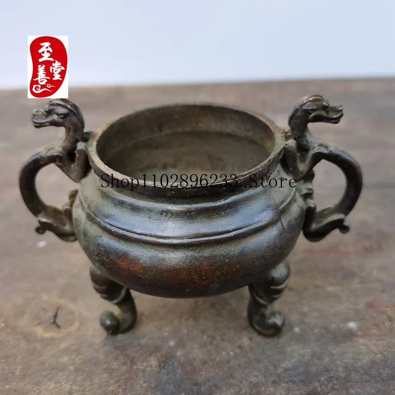 Antique-style alloy copper incense burner with a patina effect, designed for living room decoration, dating back to the Qianlong