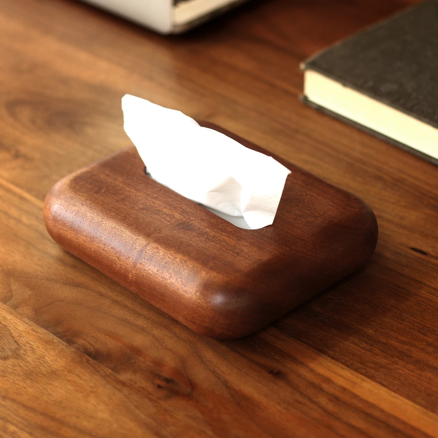 

Крышка коробки для салфеток из орехового дерева, прямоугольный, декоративный кубический держатель для салфеток для лица/органайзер для офисного стола и декора спальни