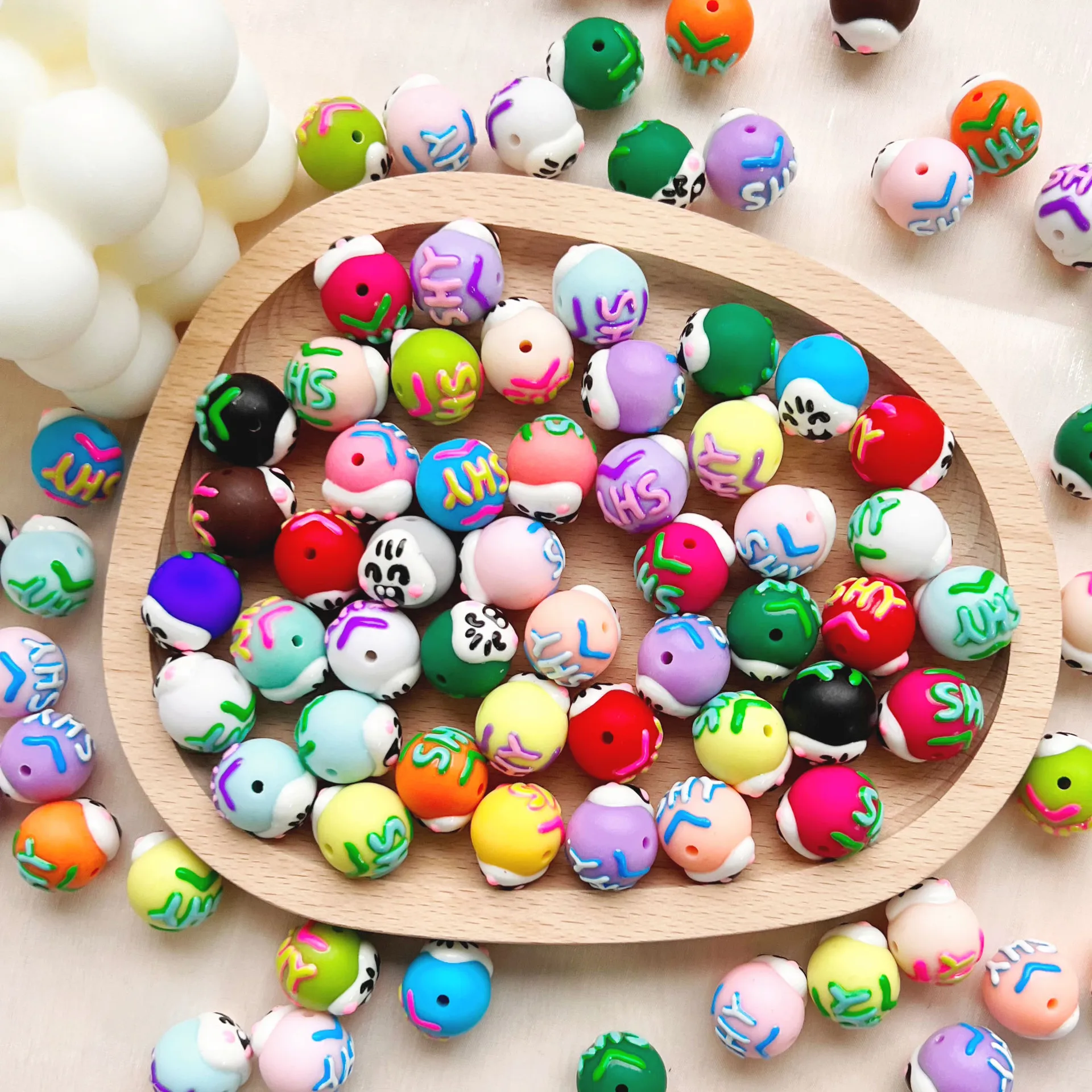 10Pcs 19*16mm Strange Hand-painted Beads Handmade DIY Resin Accessories Mobile Car Pendant Beaded Material Clothing Accessories