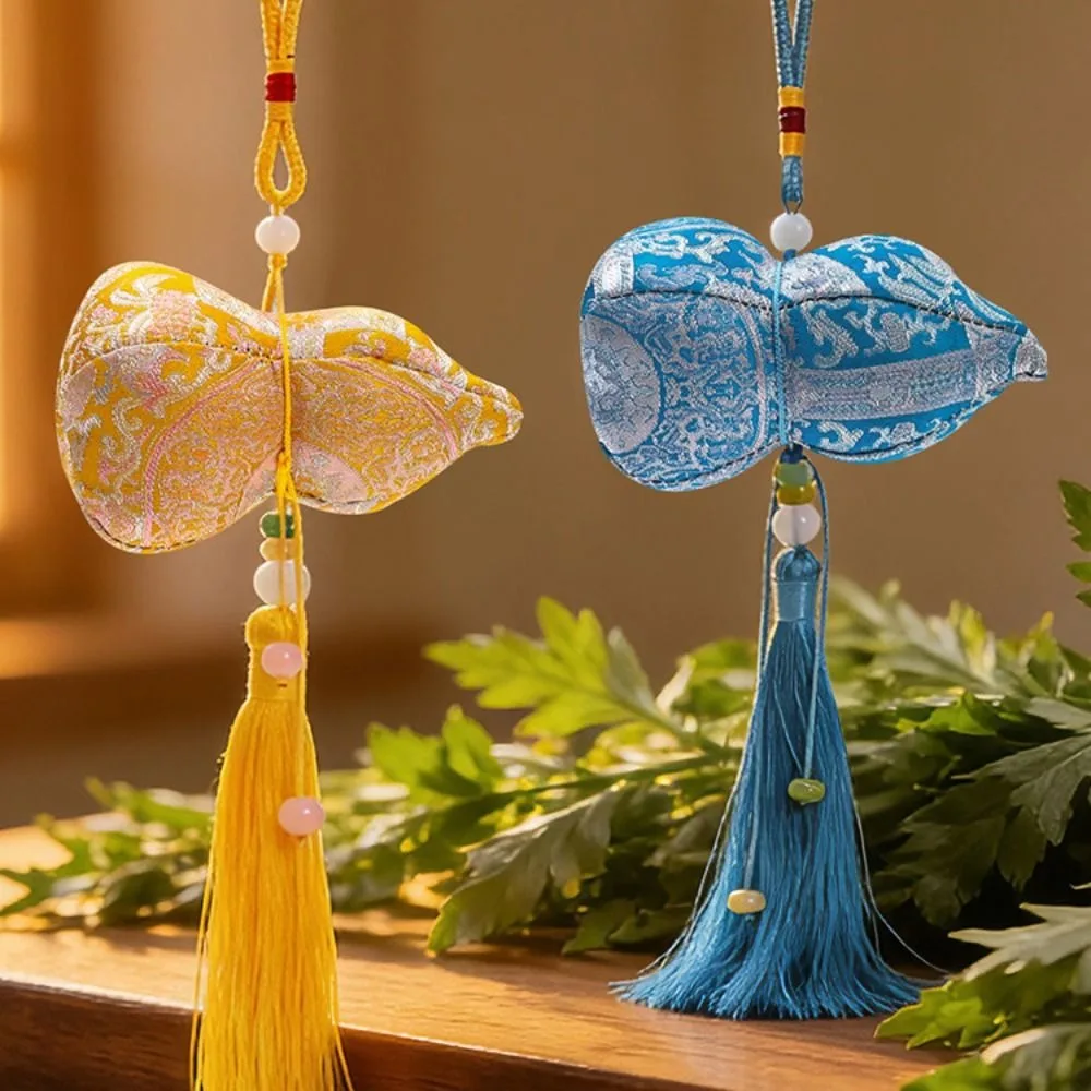 Traditional Gourd Brocade Embroidered Bag Chinese-style With Tassel Gourd Sachet Pendant Mugwort Fill Blessing