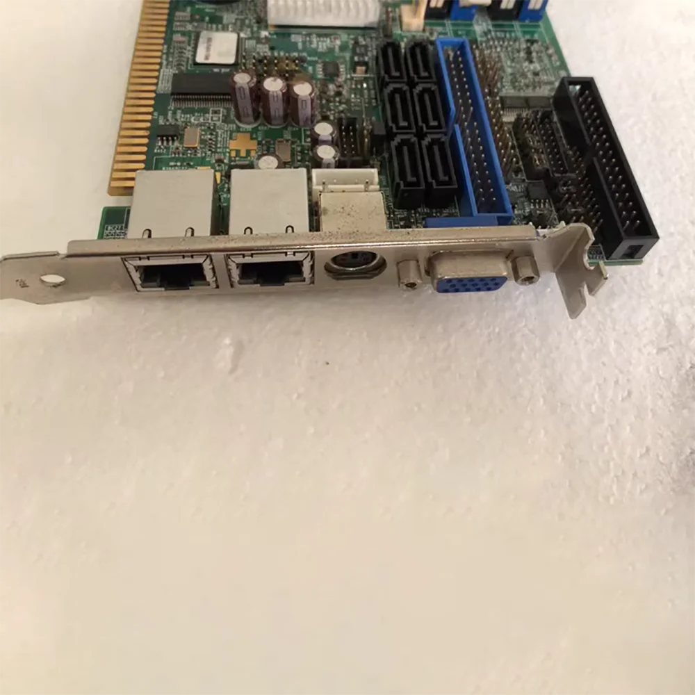 

Industrial Motherboards IB945F