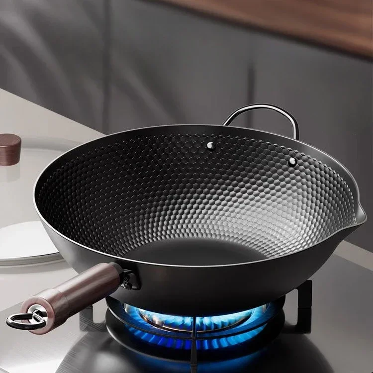 New iron wok Household non stick universal stove flat bottomed uncoated pot frying pan cookware