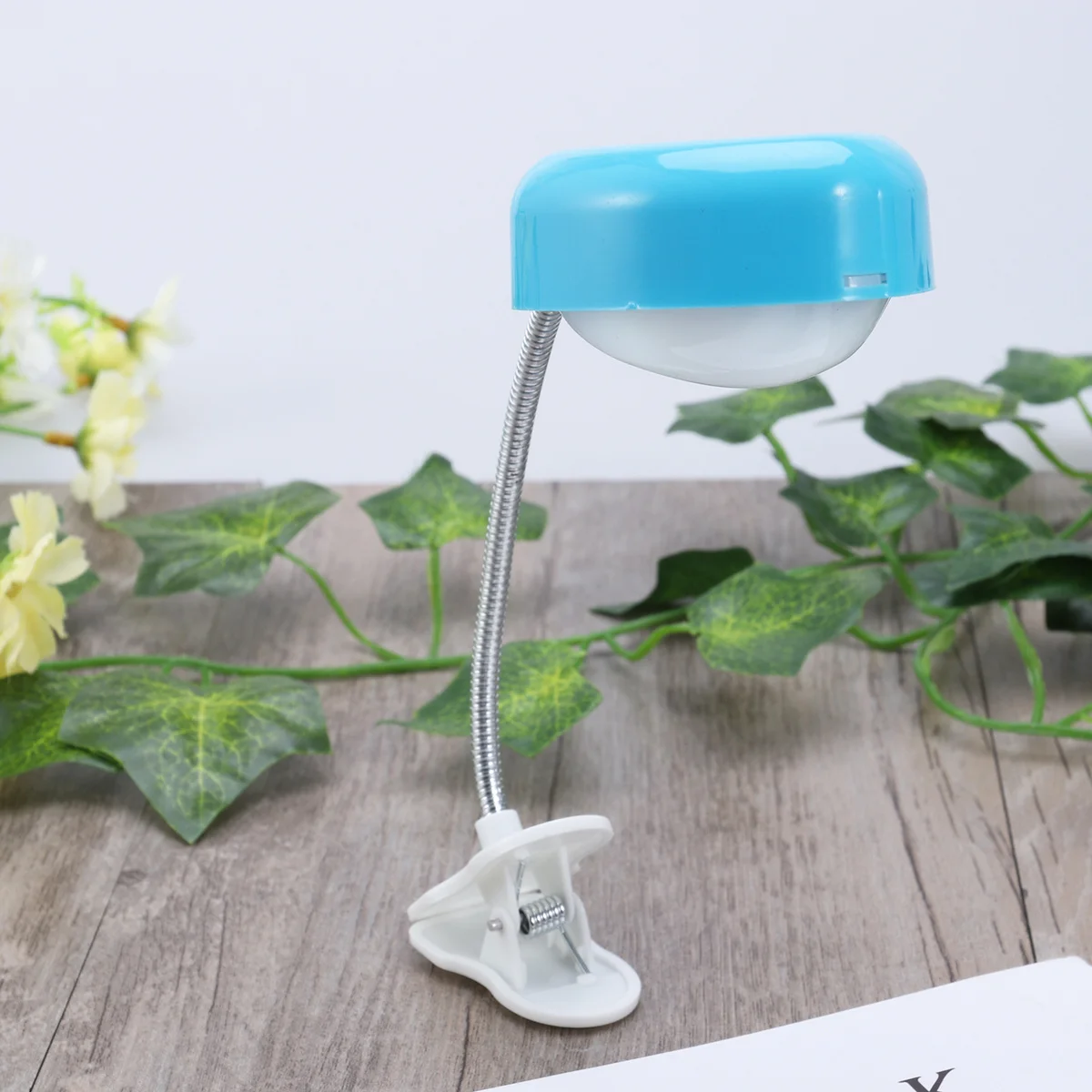 

Pink Heart Led Clamp Lamp Eye Protection Reading Light Clip On Desk Bedside Bookshelf Adjustable Gooseneck Usb Powered