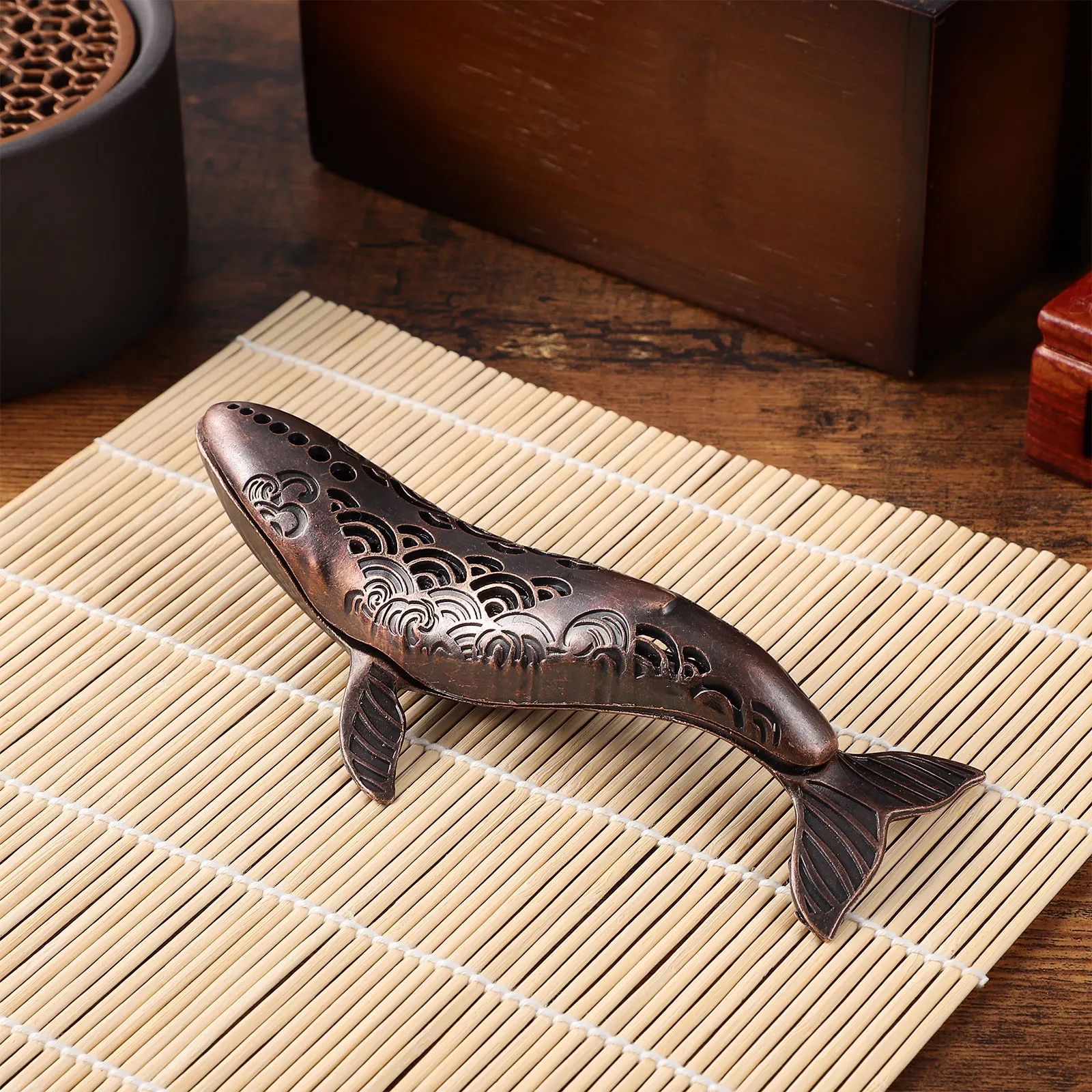 

Incense Burner Copper Alloy Whale Shaped Desktop Censer Stick Holder Decor Aromatherapy Retro Home Office Teardrop Style