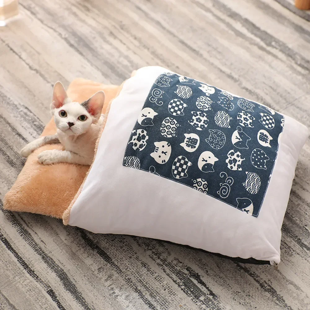 Japanese Cats Bed with Pillow Winter Warm Cat Cave House Plus Velvet Dog Pet Beds Deep Sleep Cats Mat Sleeping Bag Nest Cushion