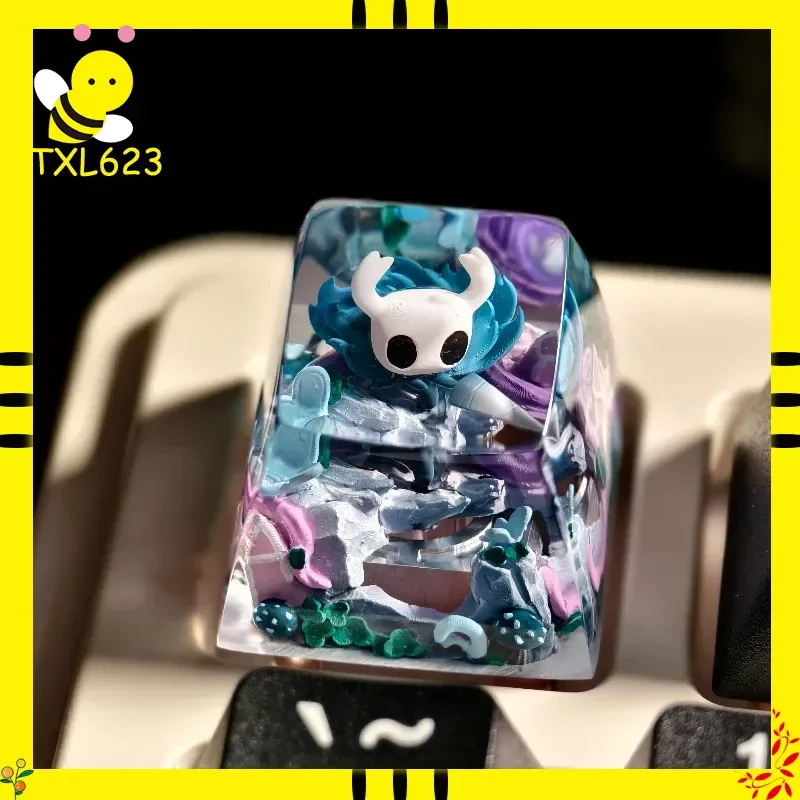 

Hollow Knight Esc Keycap Resin Handmade 3D Customizable Transparent Mechanical Keyboard Accessory Gaming Personalized Key Caps