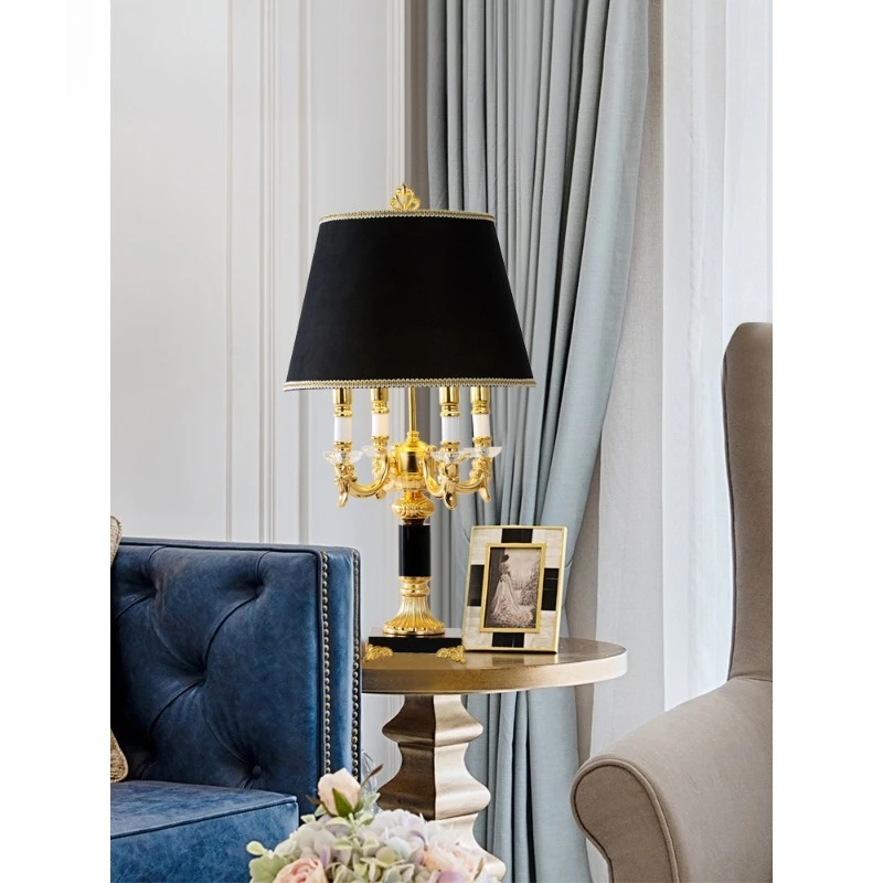 

High Quality Luxury Fashion Black Crystal Table Lamp Bedroom Bedside Lamps Brief Modern Decoration lamps for bedroom LED