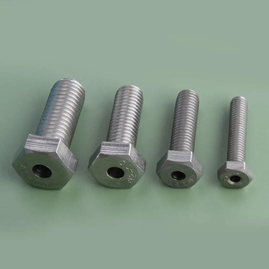 M6 M8 M10 M12 x 30mm Broken Snapped Stud Drill Guide Bolt Adapter Kit