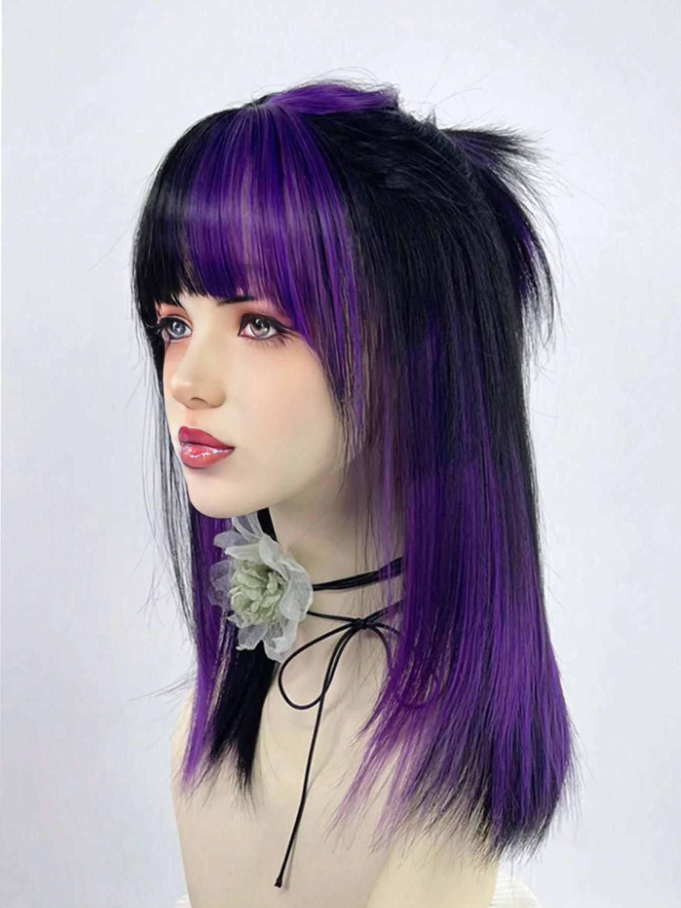 Synthetic Short Straight Green Black Layered Mix Wig With Bangs Women Fluffy Lolita Cosplay Hair Wig For Daily Party image 4