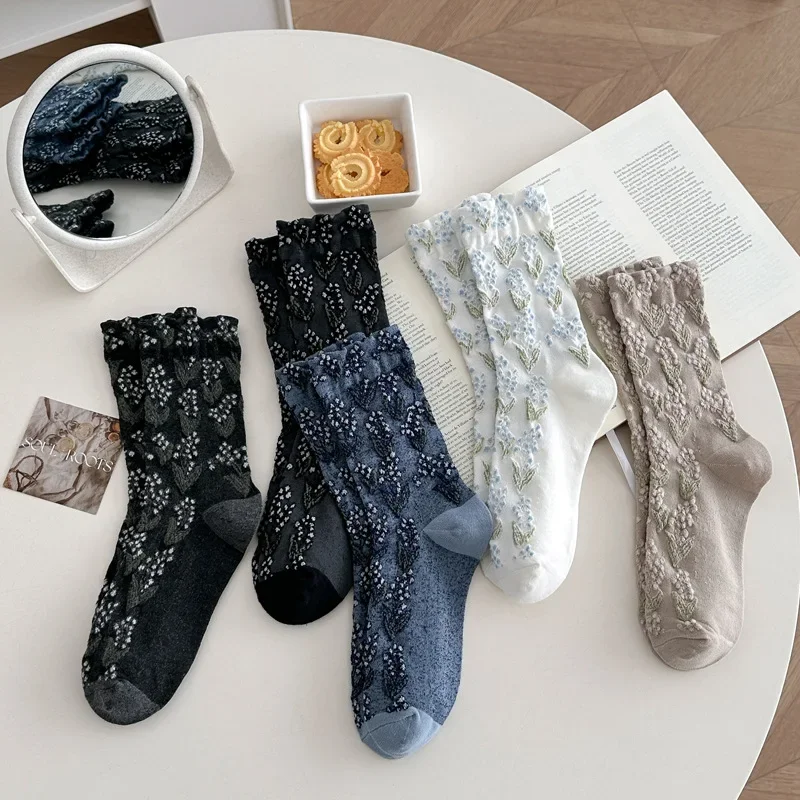 1/5 أزواج الخريف الشتاء الرجعية الإغاثة نمط المرأة الجوارب موضة تنوعا عادية التراص الجوارب أنيقة بسيطة منتصف جوارب أنبوبية #3